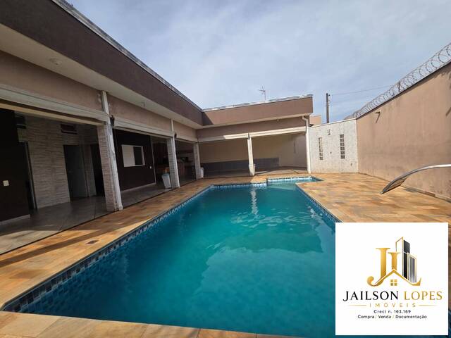 #126 - Casas para Venda em Limeira - SP